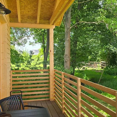 Familienhof Waida - Tinyhaeuser Appartement *